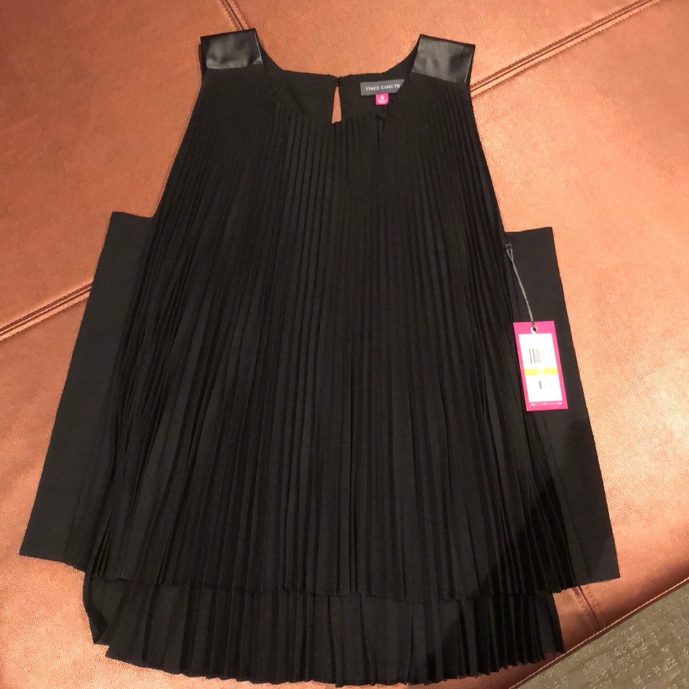 Vince Camuto pleated swing top